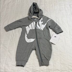 Nike Kids Gray Hooded Footie